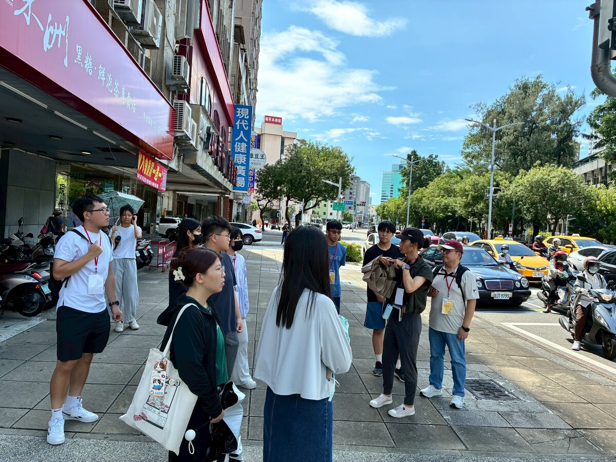 參與者街頭現勘(另開新視窗/jpg檔)圖片