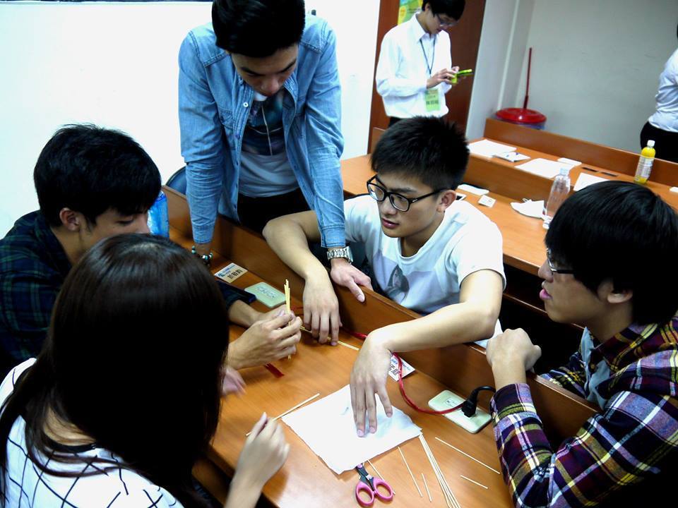 小組討論(另開新視窗/jpg檔)圖片