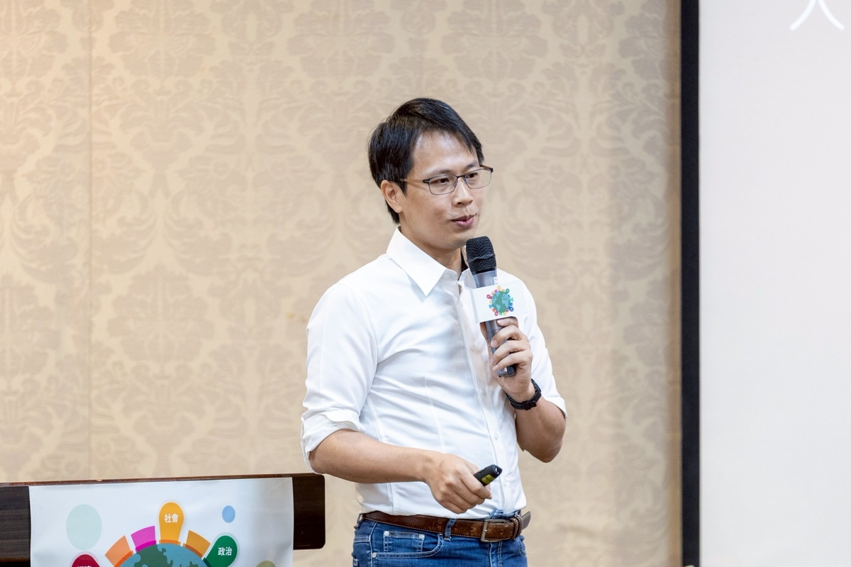 海峽交流基金會黎寶文副秘書長(另開新視窗/jpg檔)圖片
