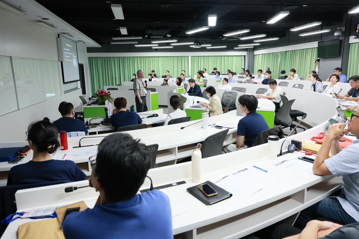 專題演講「科學不端行為在探索：故事與經驗教訓」(另開新視窗/jpg檔)圖片
