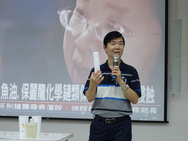 新聞裡的化學　蔣燕南教授籲報導應闢謠(另開新視窗/jpg檔)圖片