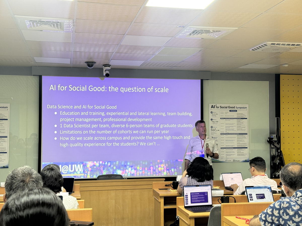 美國華盛頓大學eScience Institute主任Andrew Connolly教授。(另開新視窗/jpg檔)圖片