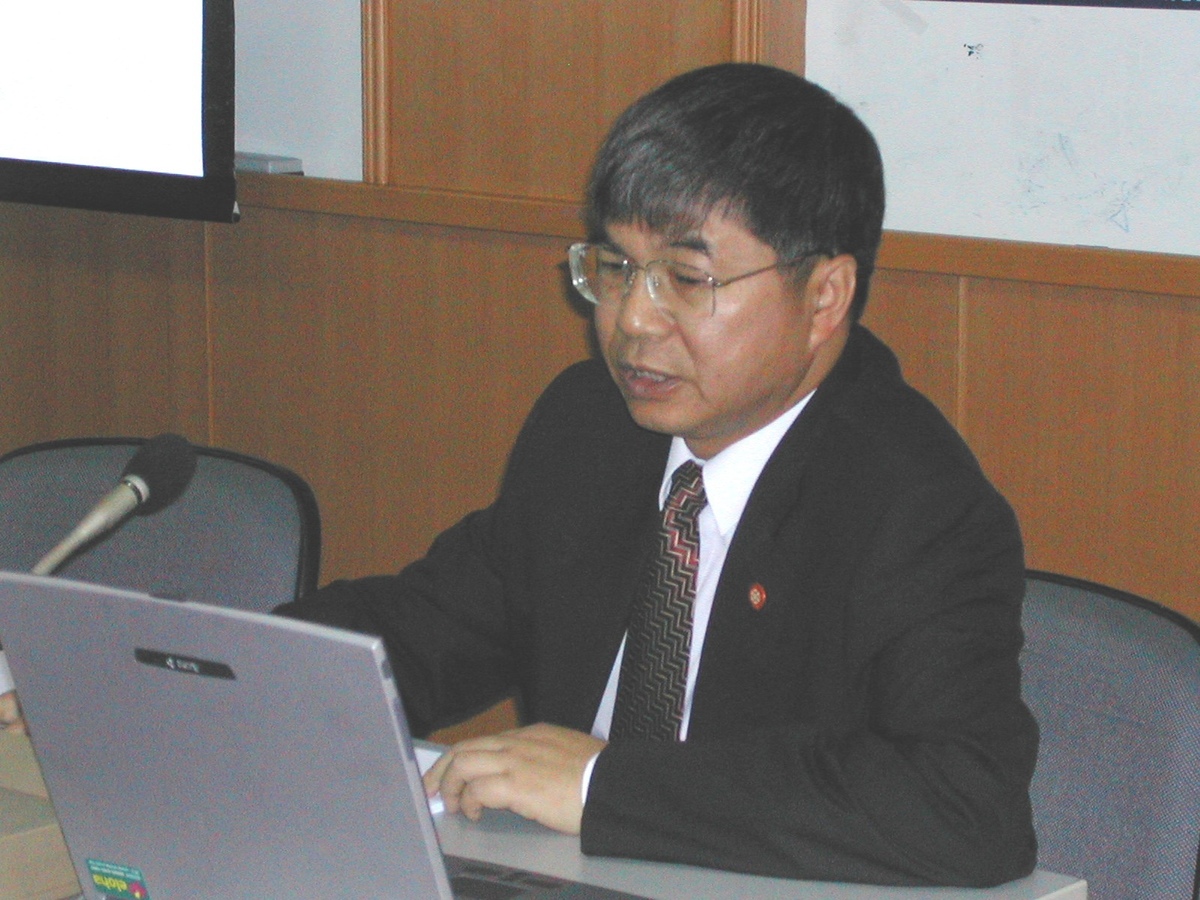楊柏齡副院長在兩岸高科技與創投論壇中發表演說(另開新視窗/jpg檔)圖片