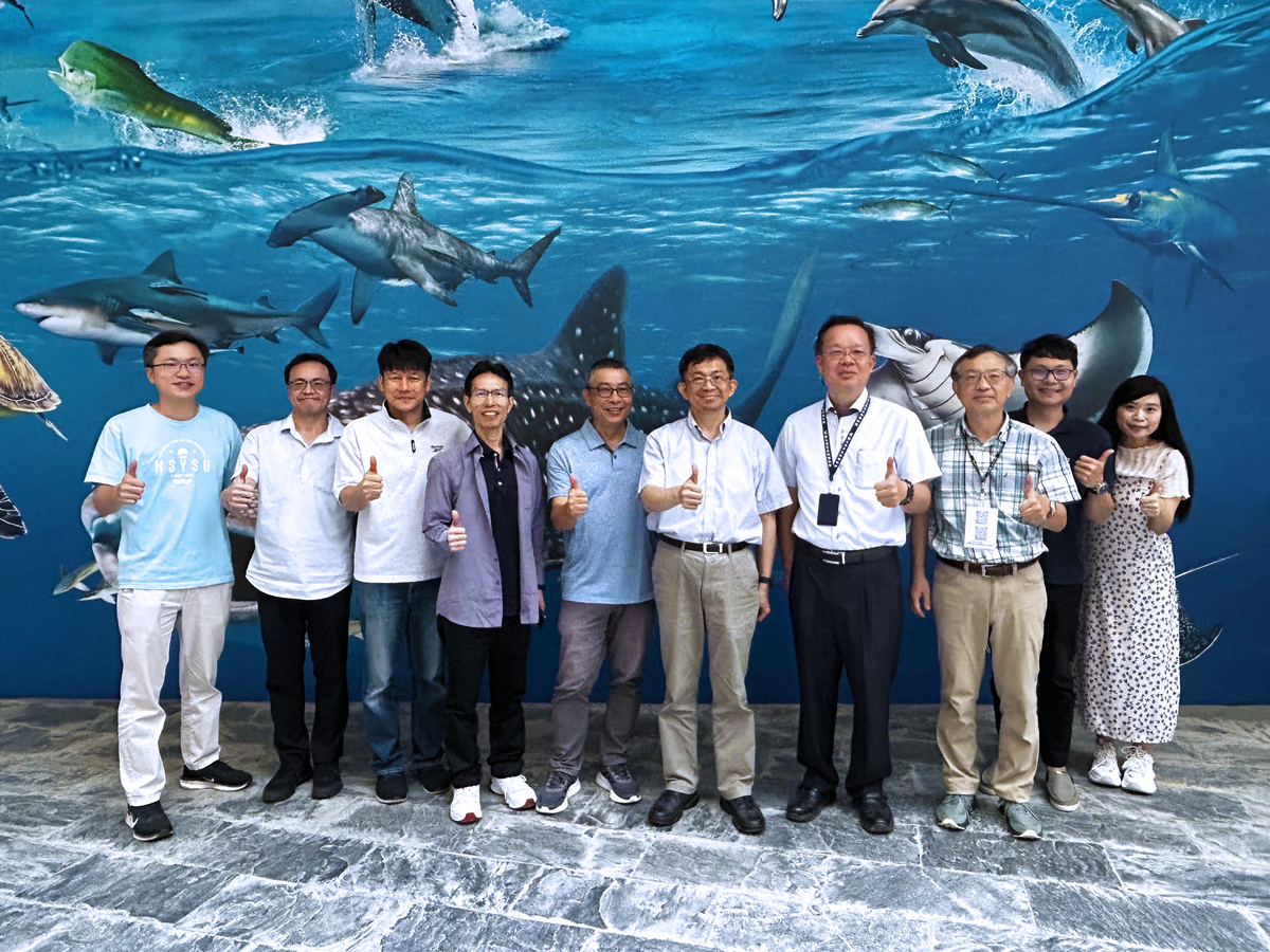 參訪海生館「水族實驗中心」（海生館提供）(另開新視窗/jpg檔)圖片