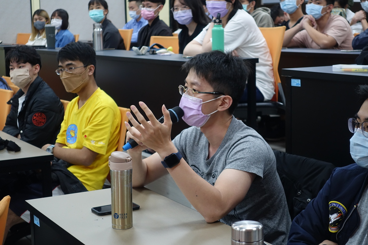 現場提問踴躍(另開新視窗/jpg檔)圖片