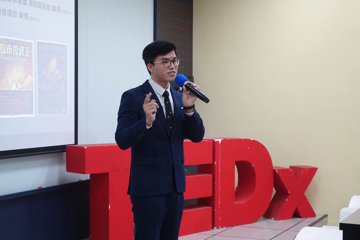著名財金專家楊書銘受TEDxNSYSU邀請蒞校分享(另開新視窗/jpg檔)圖片