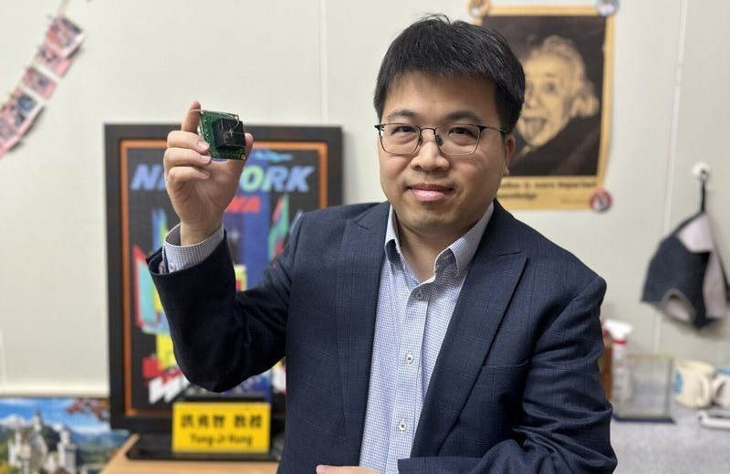 聯合報》突破AI頻寬牆 中山大學矽光子技術打造下一座護國神山