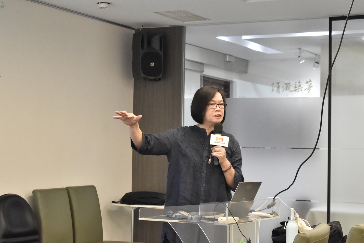 利澤國際偶戲藝術村執行長金崇慧主講「當代偶戲在台灣~無獨有偶&利澤偶戲藝術村的營運與發展」(另開新視窗/jpg檔)圖片
