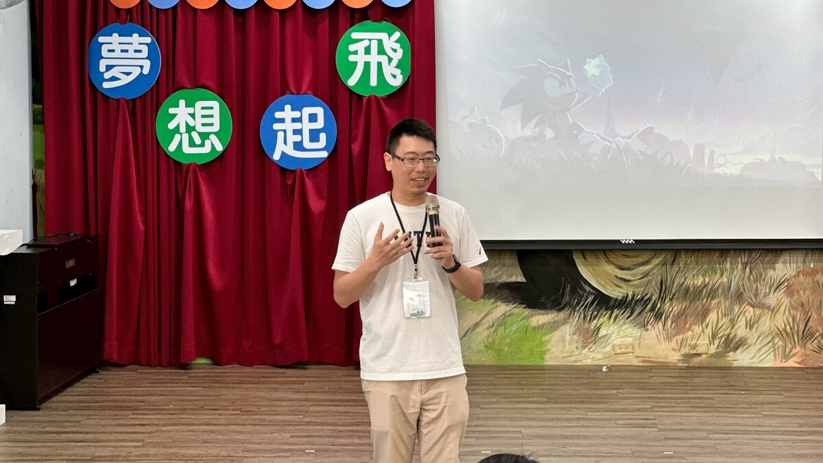 帶隊教師、中山大學後醫系助理教授劉勃佑(另開新視窗/jpg檔)圖片