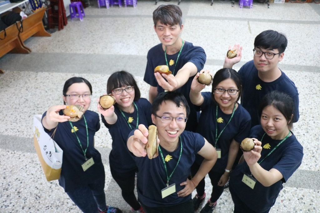 農村體驗正夯 中山大學邀青年當「蕉」換生(另開新視窗/jpg檔)圖片