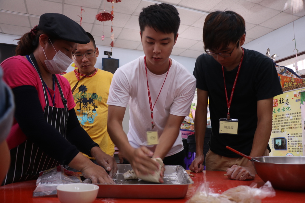 農村體驗正夯 中山大學邀青年當「蕉」換生(另開新視窗/jpg檔)圖片