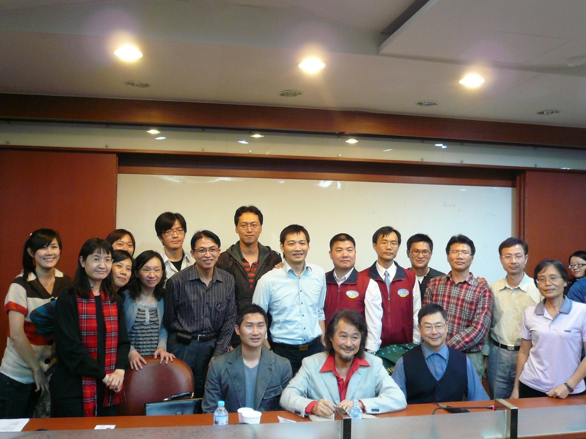 20091211 「台灣民主的民主觀、兩岸觀與世界觀」到「21世紀的台灣夢」(另開新視窗/jpg檔)圖片