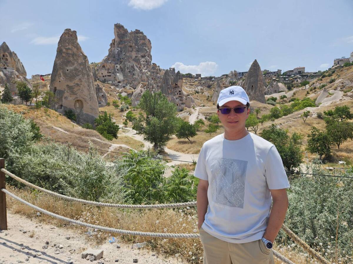 114學年度傑出校友系列報導》闕郁倫：紮實基礎．跨界勇氣．國際視野-成就卓越學術人生(另開新視窗/jpg檔)圖片