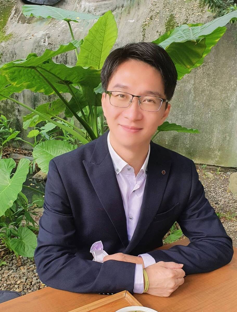 國立清華大學材料科學工程學系闕郁倫講座教授為物理學系學士班89級校友(另開新視窗/jpg檔)圖片