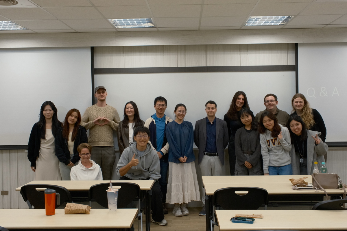 講座合影(另開新視窗/jpg檔)圖片