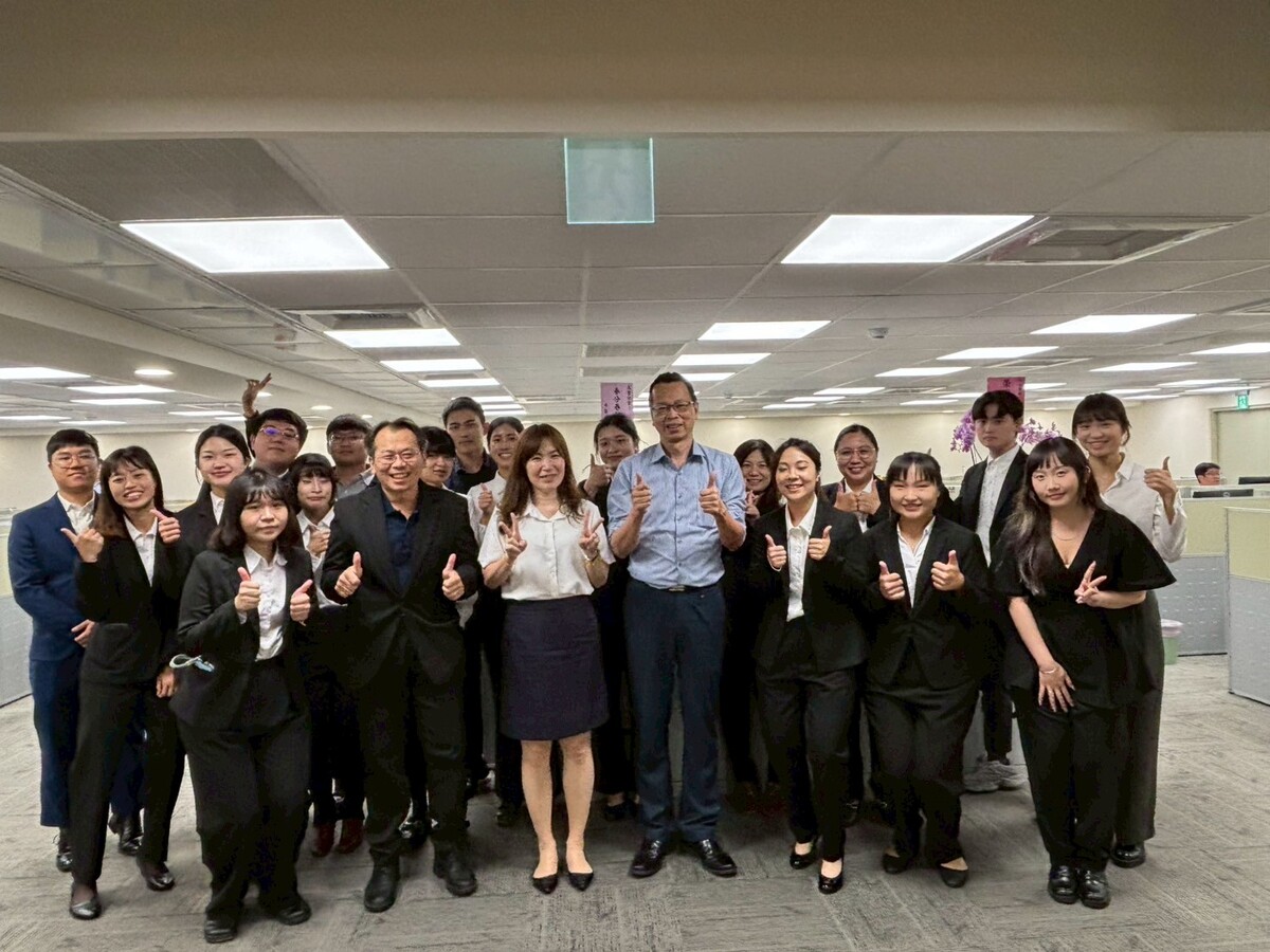 中山大學管理學院與永豐銀行攜手開設「法金業務與綠能授信實務」課程(另開新視窗/jpeg檔)圖片