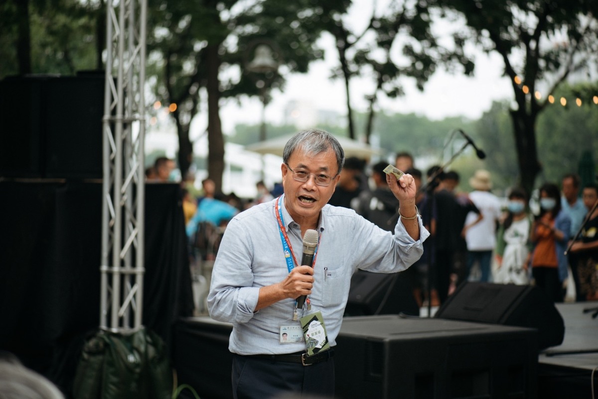 中山大學校長鄭英耀表示，「前草創創生活節」基於大學結合地方共學的理念，落實對社會議題的關懷，展現社會責任。(另開新視窗/jpg檔)圖片