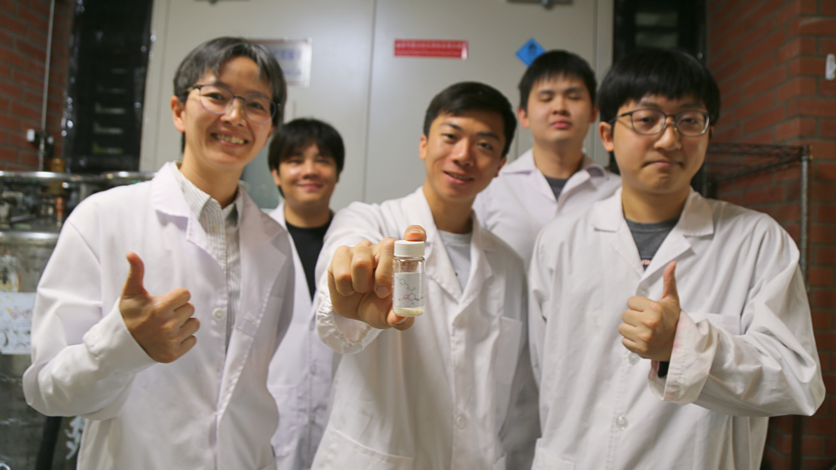 團隊合影。(另開新視窗/png檔)圖片