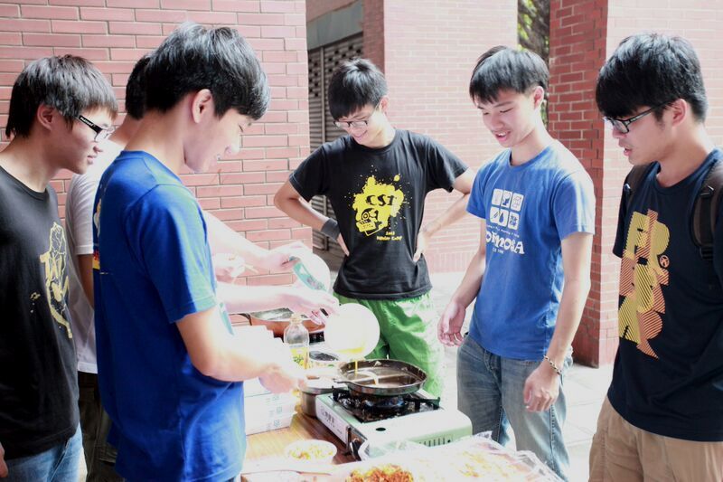 後面準備人員(另開新視窗/jpg檔)圖片