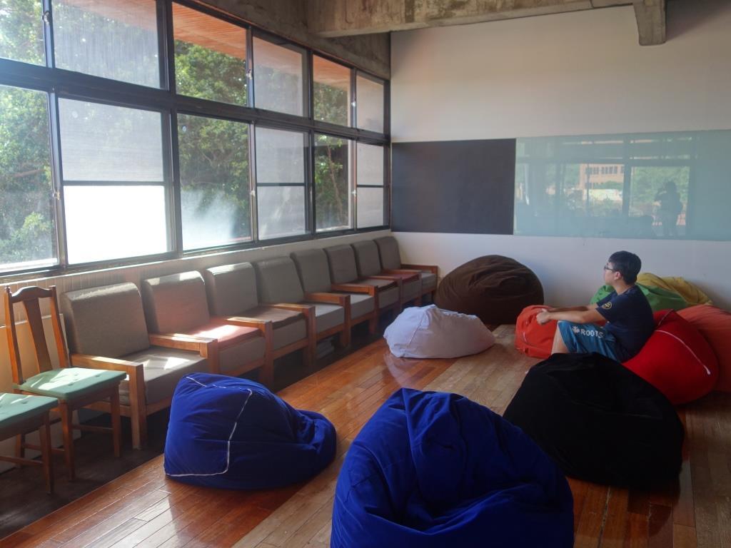 西灣藝文饗宴 中山校園餐廳特設美學空間(另開新視窗/jpg檔)圖片