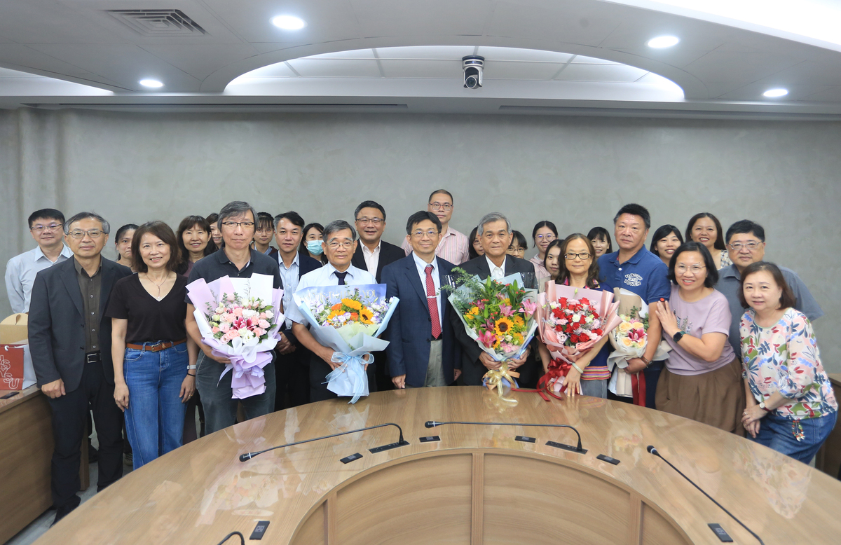 中山大學歡送115學年度第1學期退休人員(另開新視窗/jpg檔)圖片