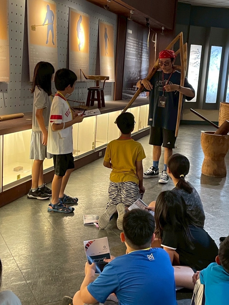 培育小小解說員　「博物館典藏探究」課程推動在地文化教育創新(另開新視窗/jpg檔)圖片