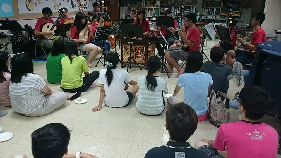 國樂社現場演奏(另開新視窗/jpg檔)圖片