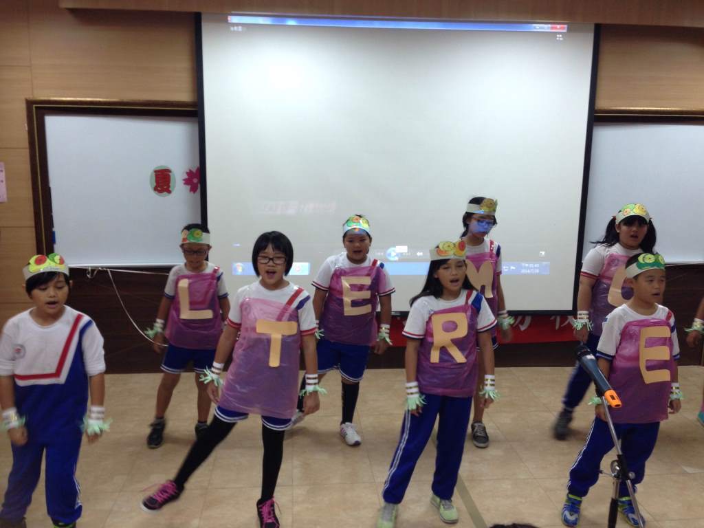 油廠國小表演(另開新視窗/jpg檔)圖片