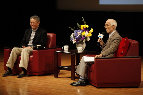 2013余光中人文講座與國際大導演李安對談(另開新視窗/jpg檔)圖片