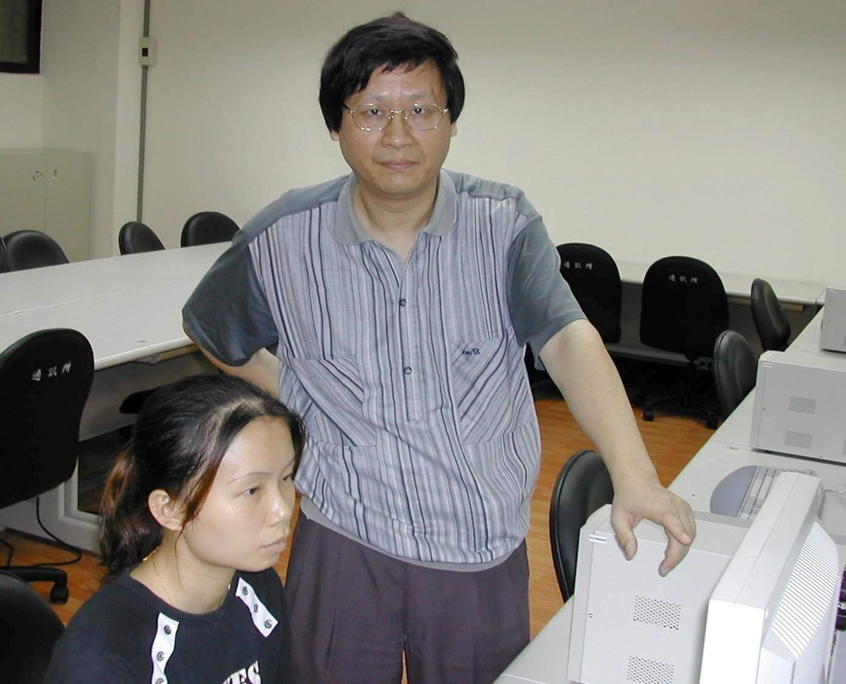 陳曉華教授成功地研發出一種可被用於未來第四代行動通訊系統的新型分碼多工技術。(另開新視窗/jpg檔)圖片