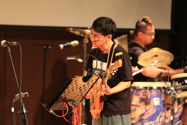 金曲樂團生祥前進西灣 高唱反空汙(另開新視窗/jpg檔)圖片