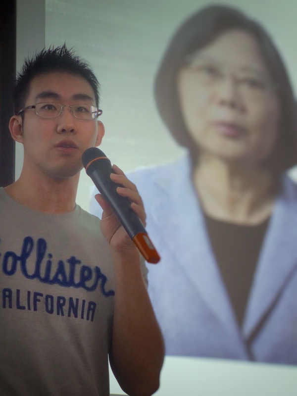少時不讀書長大當記者？  媒體人顛覆觀點(另開新視窗/jpeg檔)圖片
