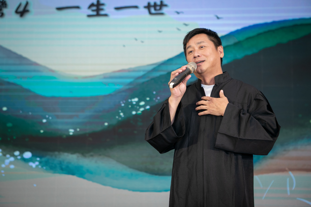 「透過西灣生生塾課程與交流，不僅對自己的事業發展有幫助，也在這裡交到許多志同道合的朋友」，後EMBA第四期班代表、高雄河堤事業連鎖總經理王信超有感而發。(另開新視窗/jpg檔)圖片