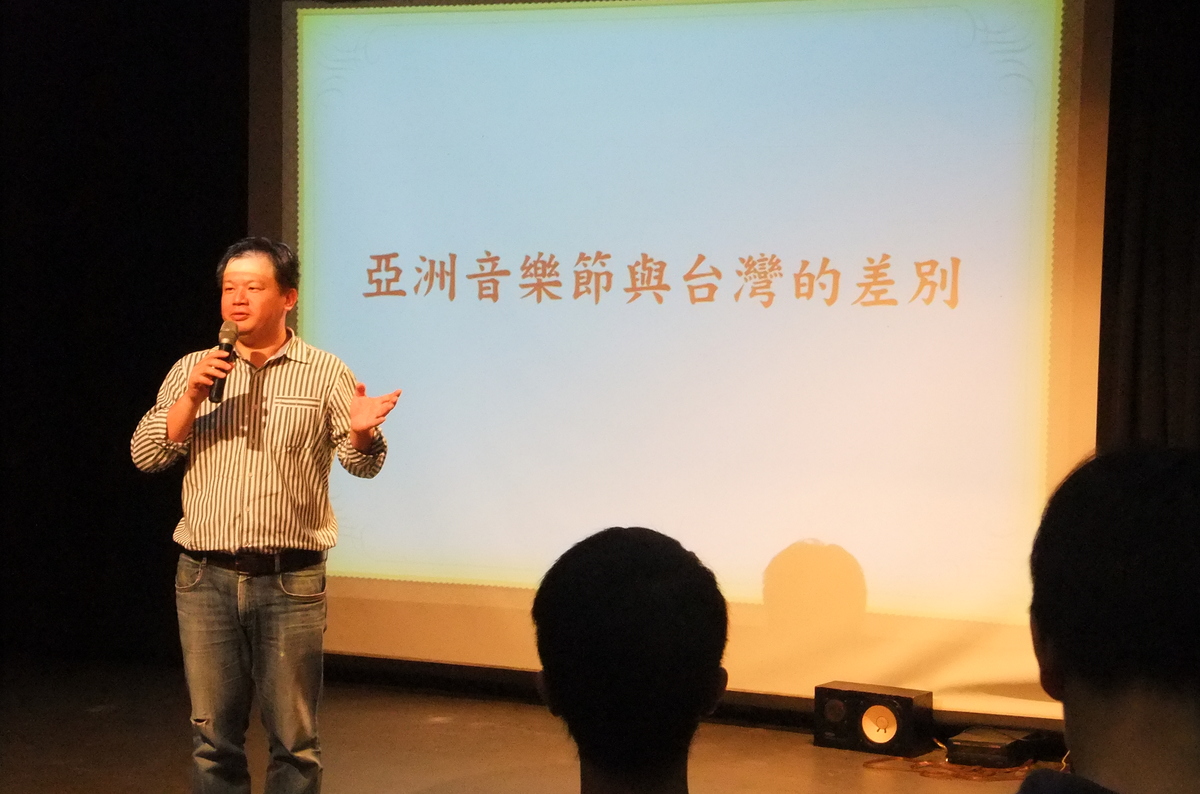 王溪泉老師致詞(另開新視窗/jpg檔)圖片