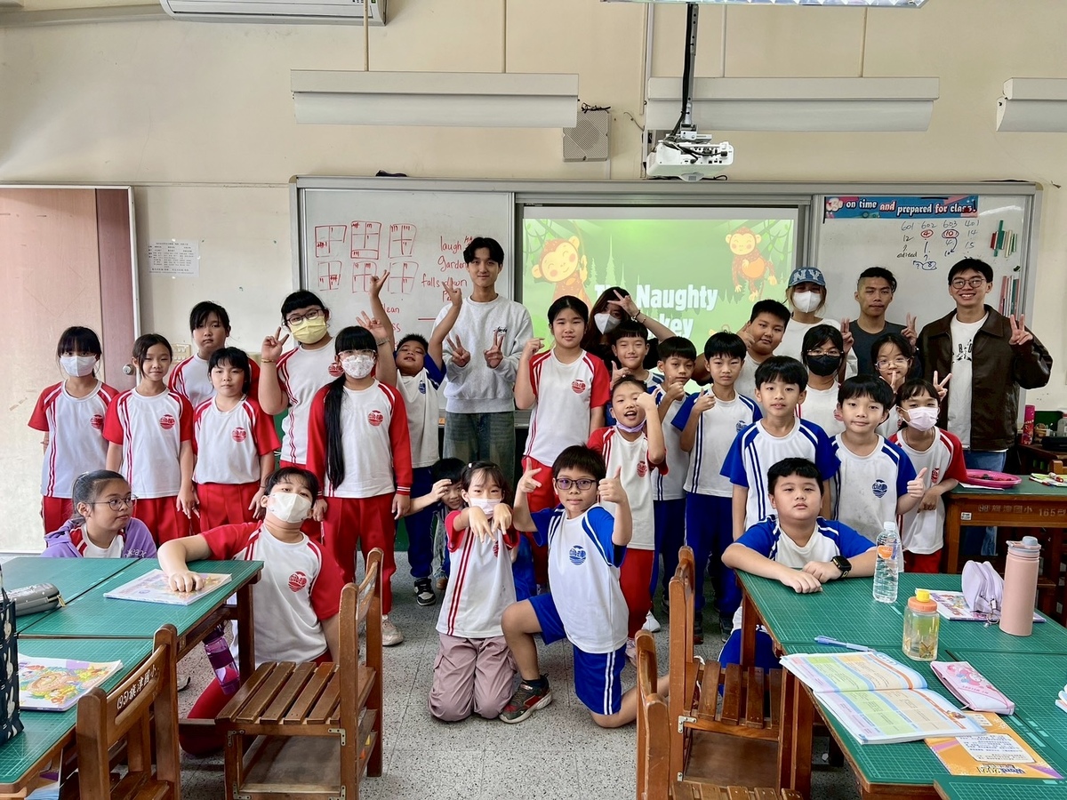 旗津國小合影(另開新視窗/jpg檔)圖片