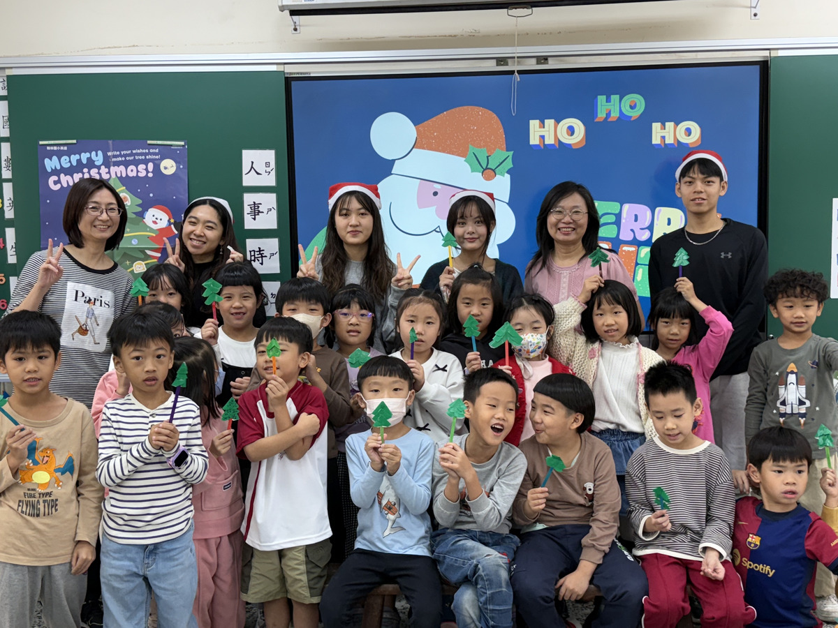忠孝國小聖誕繪本與摺紙手作(另開新視窗/jpg檔)圖片