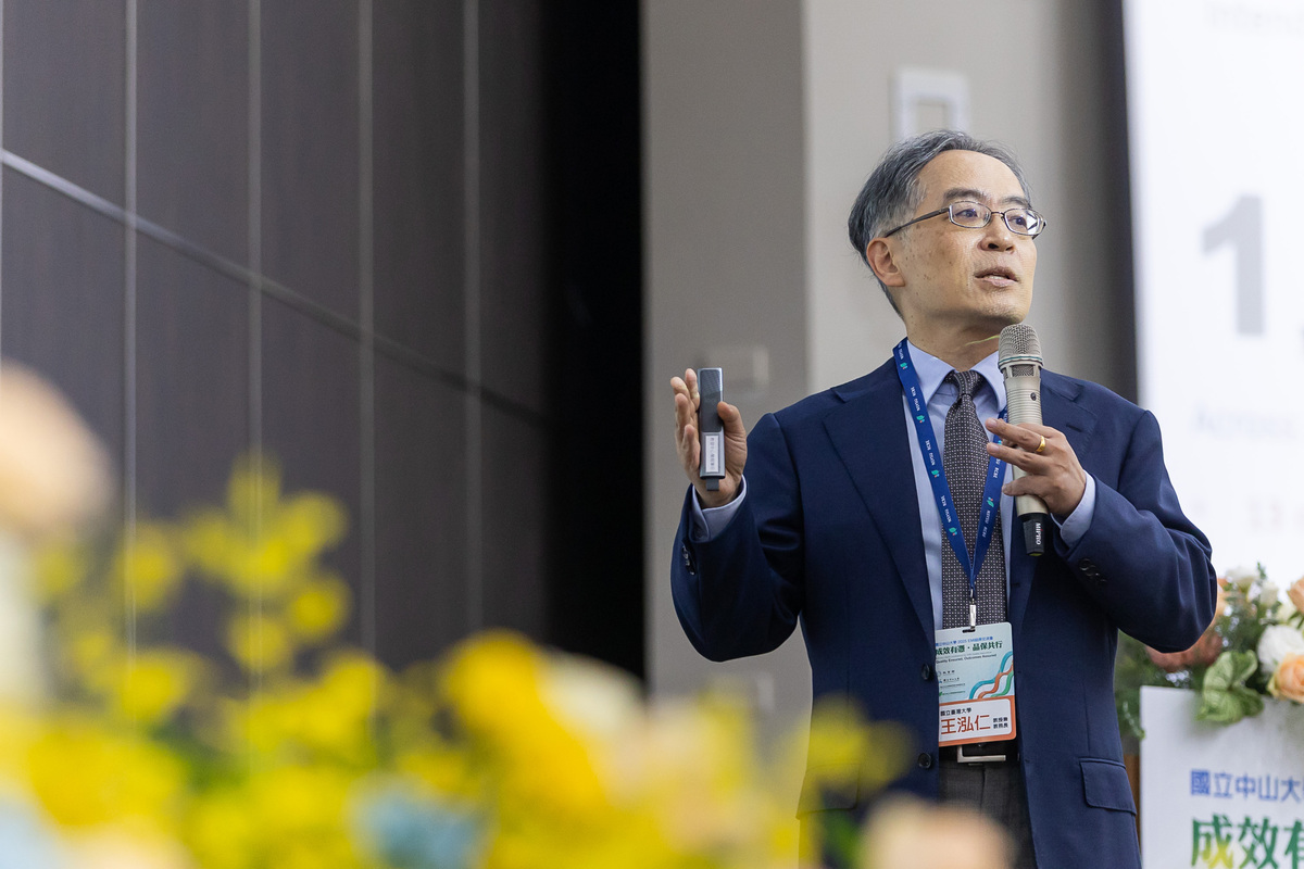 臺灣大學王泓仁教務長(另開新視窗/jpg檔)圖片