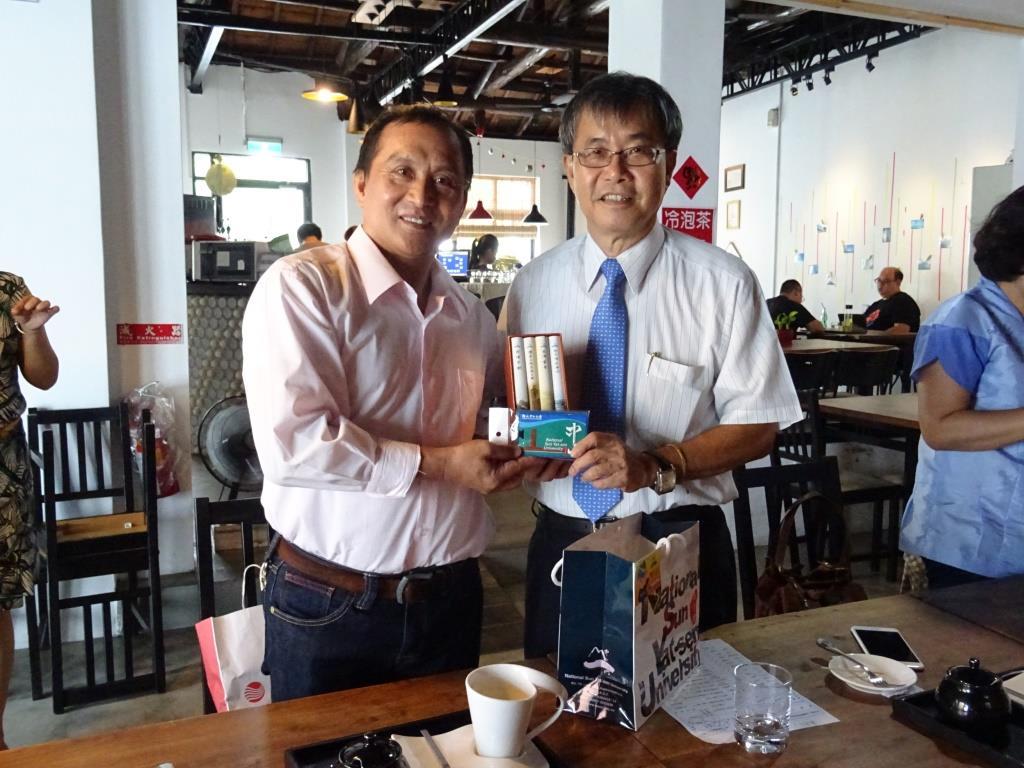 呼喚屏東校友 洪敏榮接任理事長(另開新視窗/jpg檔)圖片