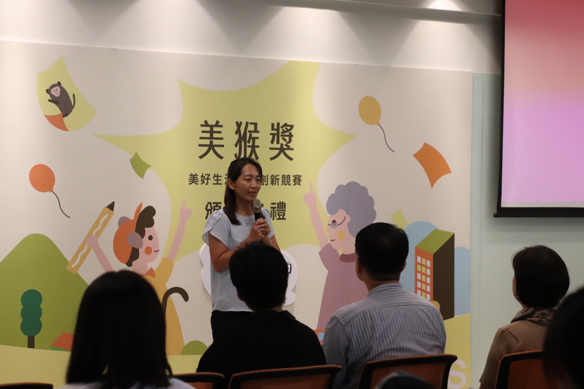 高雄市政府教育局機要秘書陳筱婷(另開新視窗/jpg檔)圖片