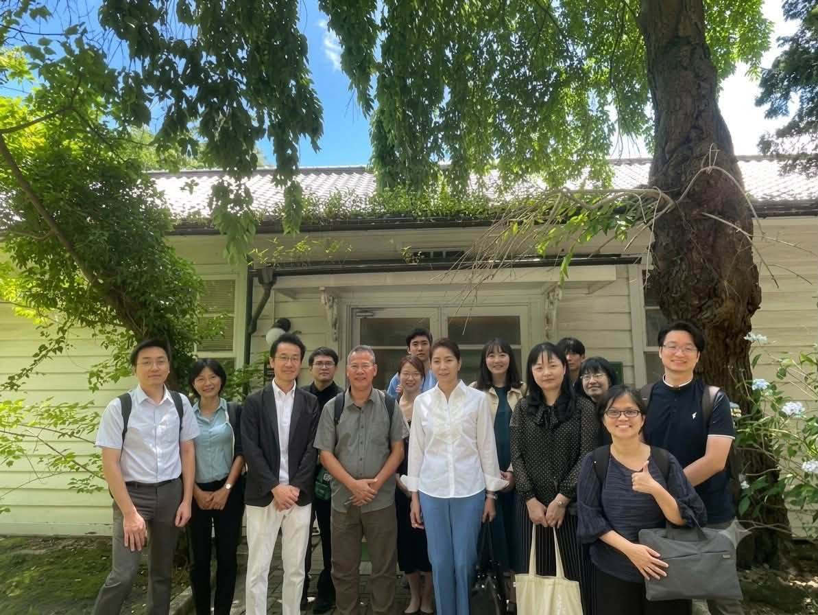 參觀片平校區歷史建物(另開新視窗/jpg檔)圖片