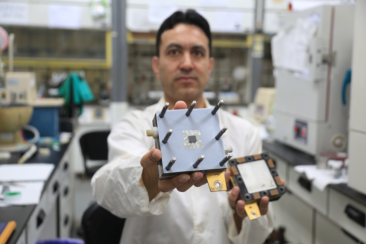 中山大學新型質子膜突破瓶頸　助攻氫能淨零碳排(另開新視窗/jpg檔)圖片