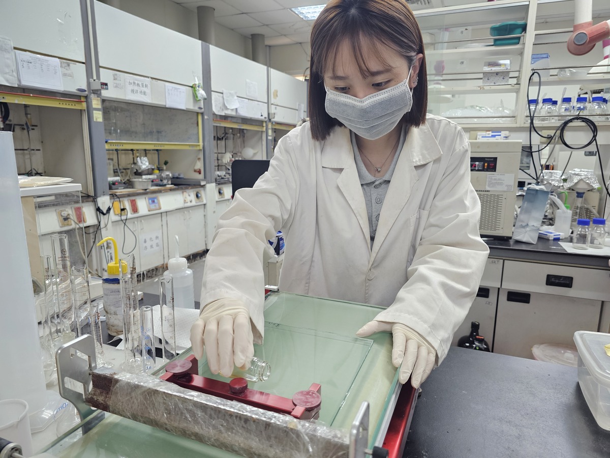 中山大學新型質子膜突破瓶頸　助攻氫能淨零碳排(另開新視窗/jpg檔)圖片