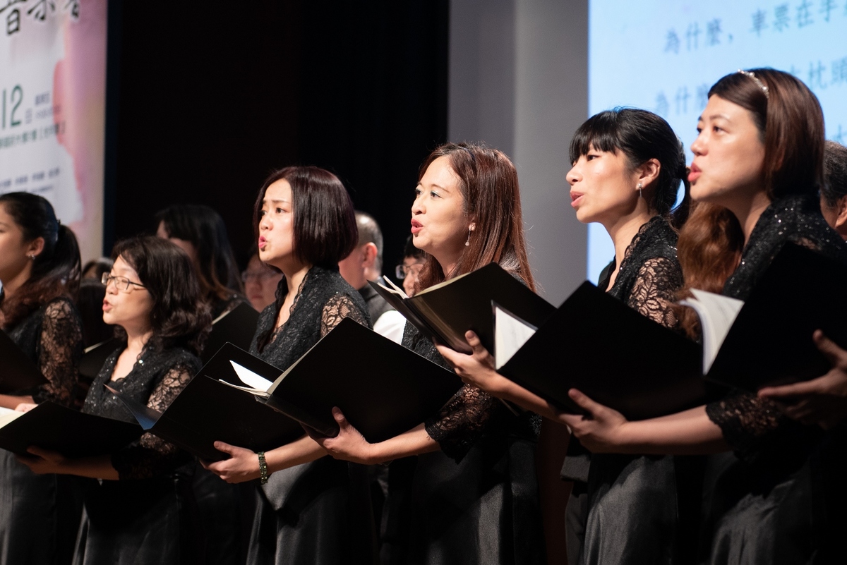致敬余光中音樂會　「詩˙歌」溫暖西灣夜幕(另開新視窗/jpg檔)圖片