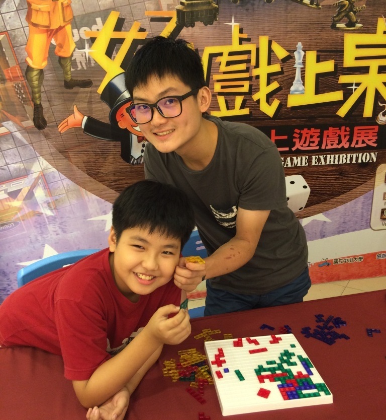 「好戲上桌：美式桌上遊戲展」中山美國中心夢時代桌遊體驗(另開新視窗/jpg檔)圖片