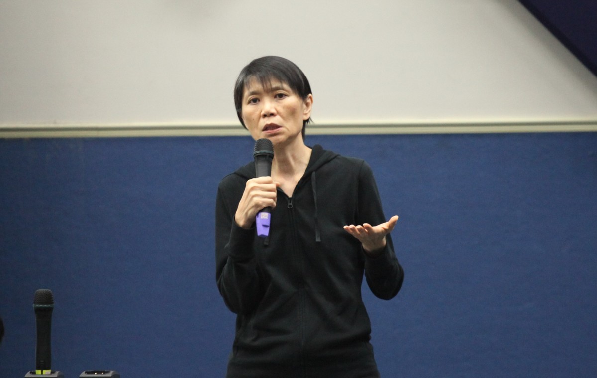 周美青化身故事阿姨  與華遠寒冬送暖打動人心(另開新視窗/jpg檔)圖片