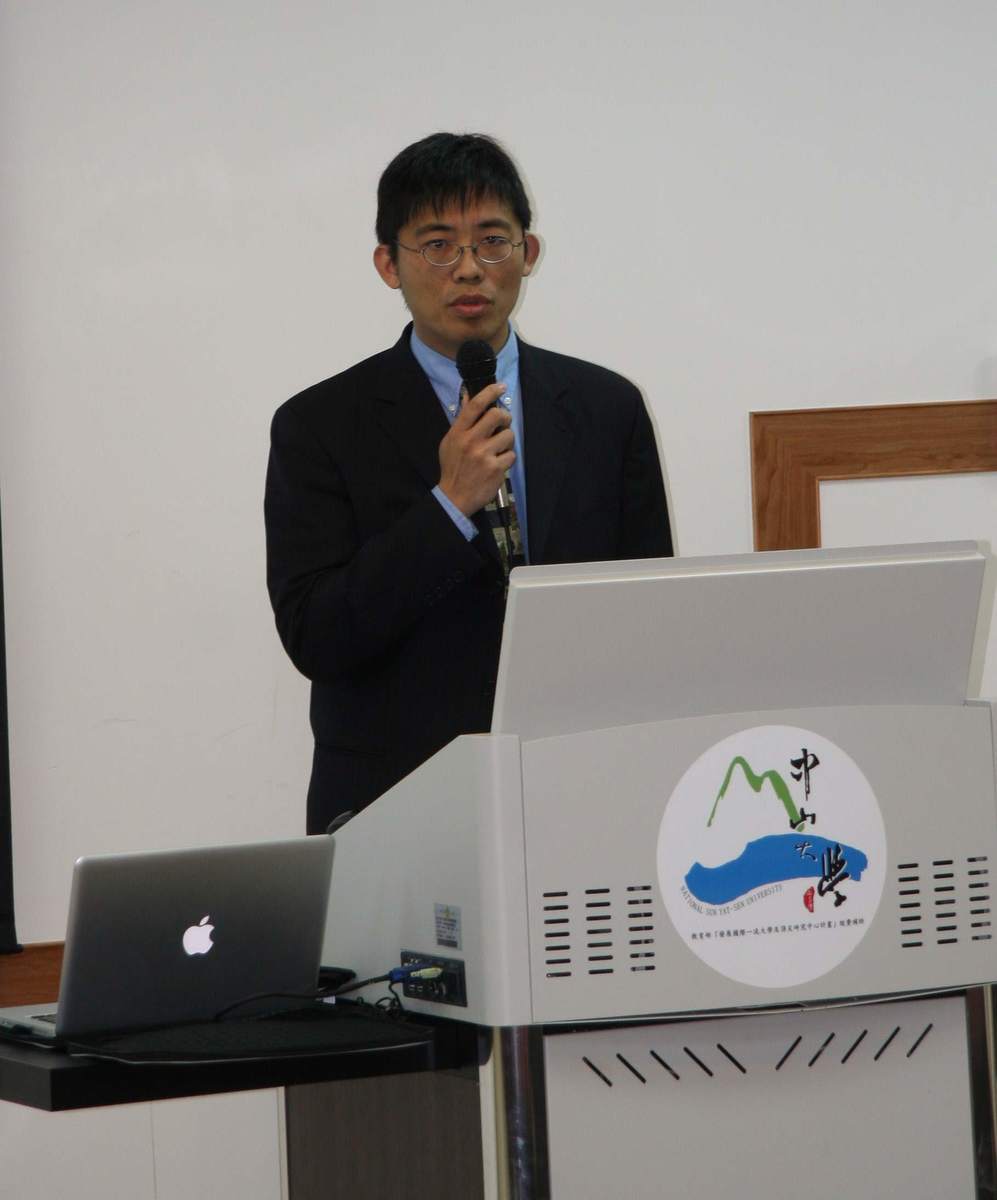 國際事務處處長印永翔勉勵大家多看看不同的世界(另開新視窗/jpg檔)圖片