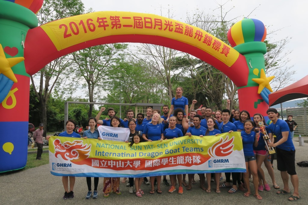 中山國際龍舟隊成員來自各地(另開新視窗/jpg檔)圖片