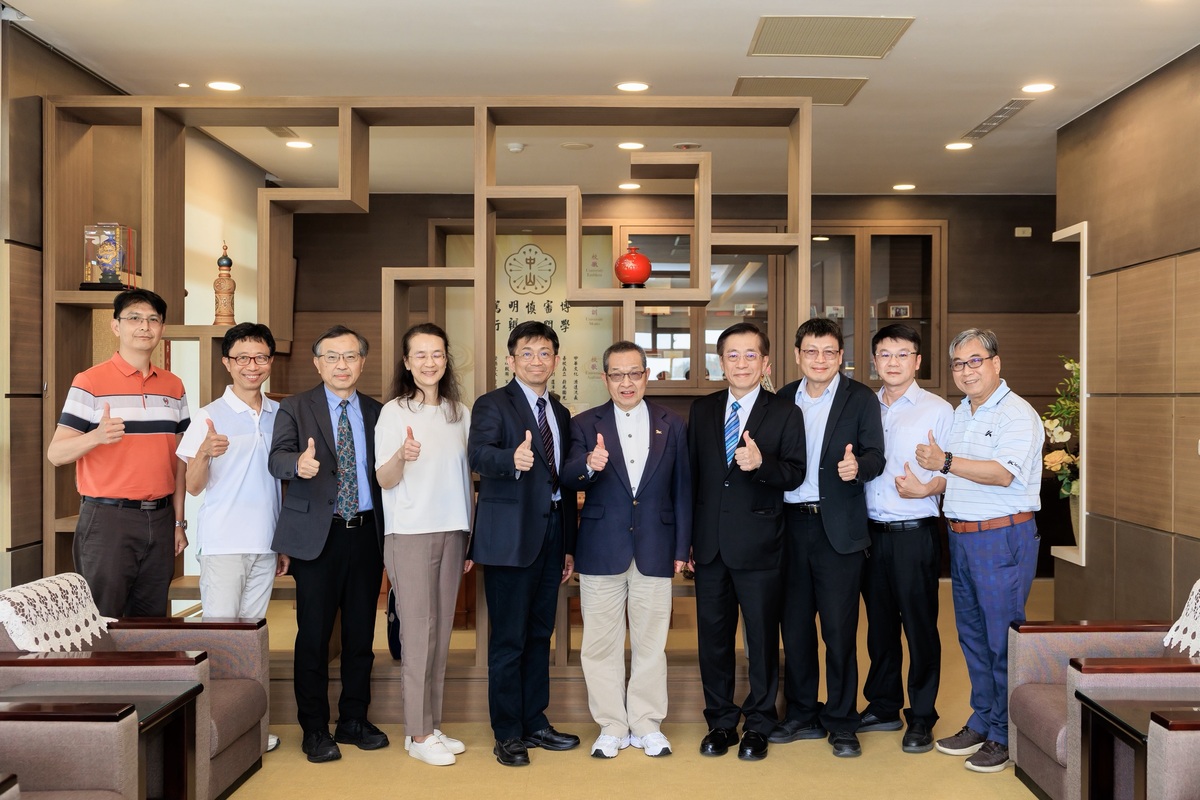 國立中山大學半導體及重點科技研究學院舉辦大師講座(另開新視窗/jpg檔)圖片