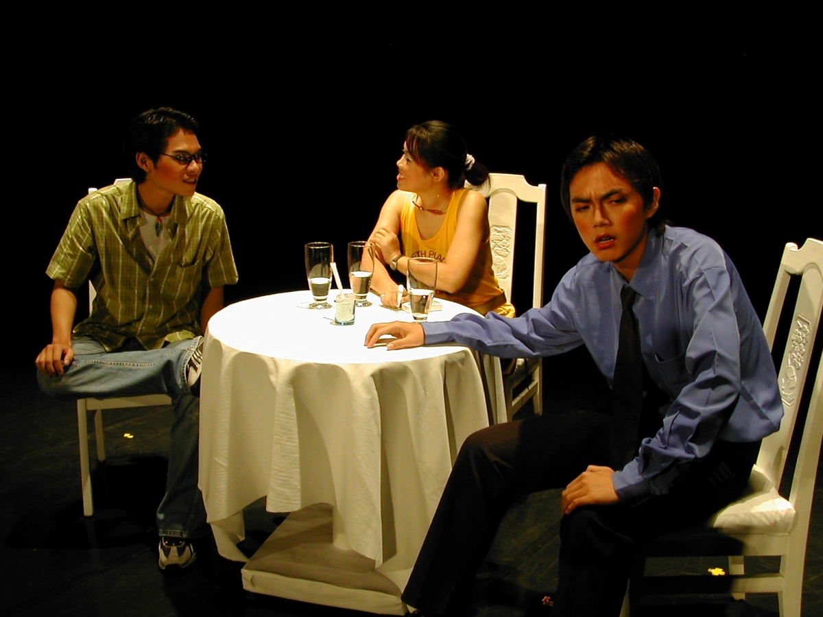 陽光藝術季「新秀系列」，由中山大學西子劇坊擔綱演出戲碼「無可奉告」。(另開新視窗/jpg檔)圖片