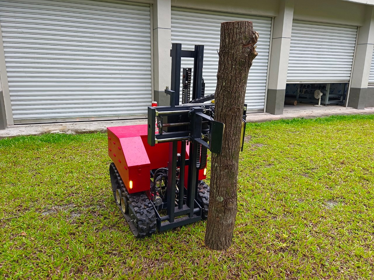 段木搬運機(另開新視窗/bmp檔)圖片